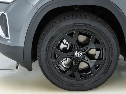 New 2026 Volkswagen Atlas Peak Edition AWD/4WD image 44