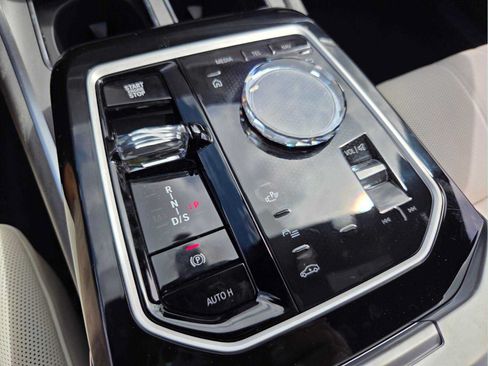 New 2026 BMW 740i xDrive w/ Executive Package AWD/4WD image 22