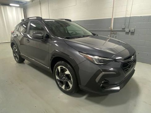 Used 2024 Subaru Crosstrek 2.5i Limited AWD/4WD image 4