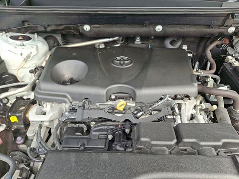 Used 2021 Toyota RAV4 Limited image 29