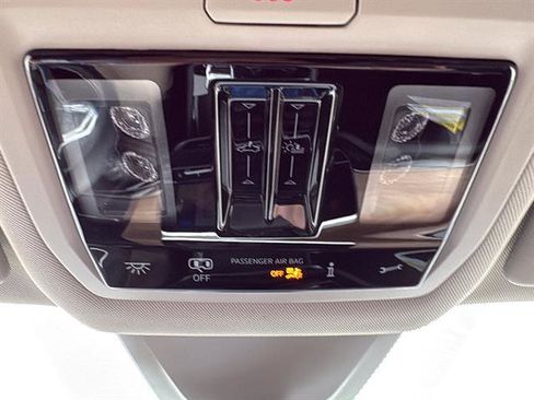 New 2026 Volkswagen Atlas SE FWD image 26