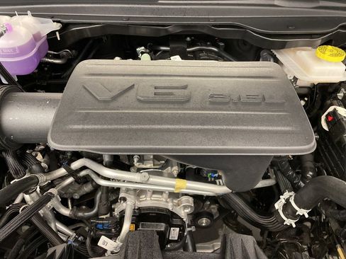 New 2025 RAM 1500 2WD Crew Cab image 18