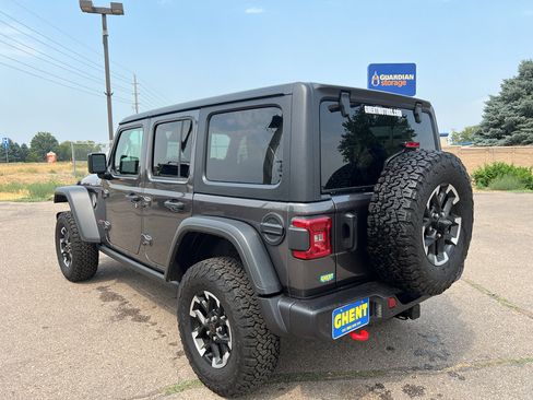 Used 2026 Jeep Wrangler Unlimited Rubicon w/ Safety Group AWD/4WD image 16