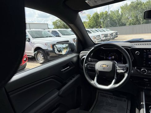 Used 2023 Chevrolet Colorado LT w/ LT Convenience Package AWD/4WD image 19