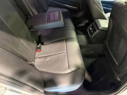 Used 2015 BMW 320i 320i w/ Sport Package image 29