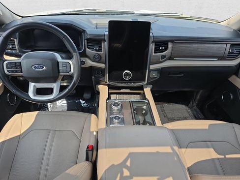 Used 2023 Ford Expedition Max Limited AWD/4WD image 9