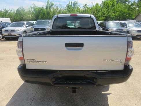 Used 2011 Toyota Tacoma PreRunner RWD image 6