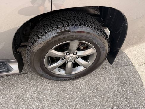 Used 2012 Lexus GX 460 Premium AWD/4WD image 27
