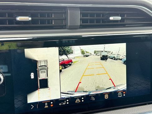 Certified 2025 GMC Sierra 1500 Denali w/ Denali Reserve Package image 18