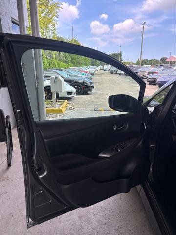 Used 2025 Nissan Leaf S FWD image 24