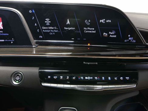 Used 2021 Cadillac Escalade Sport w/ Driver Assist Tech Package image 17