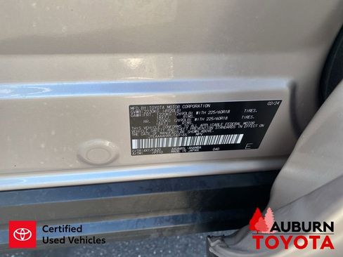 Certified 2024 Toyota Venza LE AWD/4WD image 33