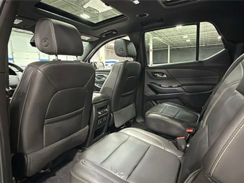 Certified 2023 Chevrolet Traverse LT w/ LT Premium Package image 15