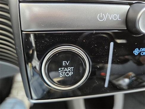 New 2026 Hyundai Ioniq 5 SEL image 18