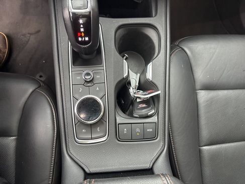 Used 2019 Cadillac XT4 Sport FWD image 19