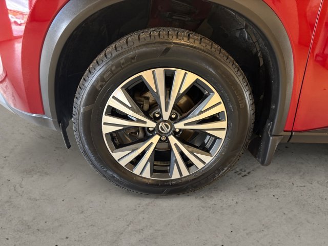 Used 2021 Nissan Rogue SV AWD/4WD image 14