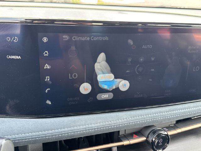 Certified 2024 Nissan Ariya AWD image 37
