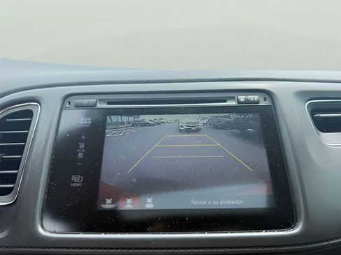 Used 2018 Honda HR-V EX image 17