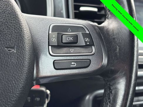 Used 2018 Volkswagen Beetle 2.0T S image 16