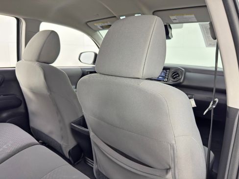 Used 2020 Toyota Tacoma SR w/ SR Convenience Package image 29