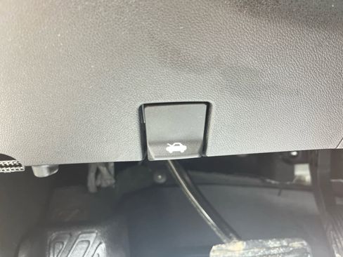 Used 2024 GMC Sierra 3500 Denali w/ Denali Reserve Package image 16