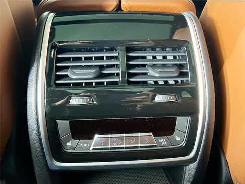 New 2026 BMW X7 xDrive40i w/ Executive Package AWD/4WD image 26