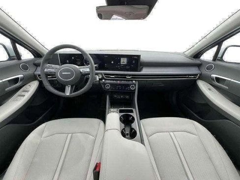 New 2025 Hyundai Sonata SEL image 13