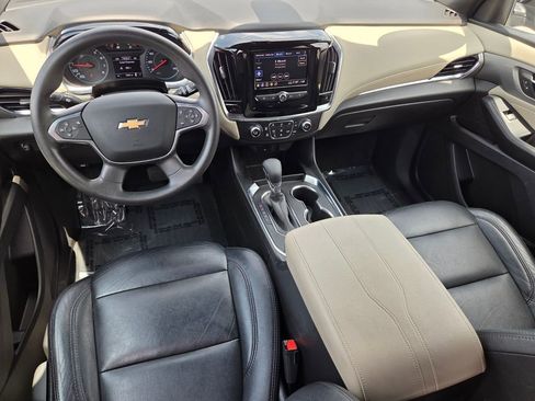 Certified 2023 Chevrolet Traverse LS FWD image 11