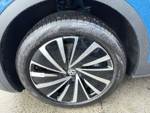 New 2026 Volkswagen ID.4 Pro AWD/4WD image 11