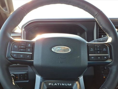 Used 2025 Ford F350 Platinum image 24