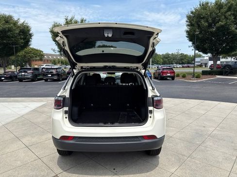 Used 2019 Jeep Compass Sport AWD/4WD image 9