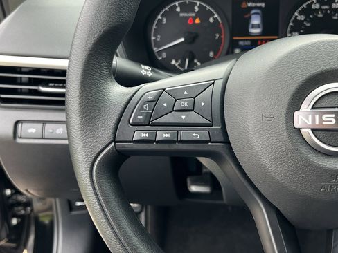 Certified 2025 Nissan Altima 2.5 S FWD image 10