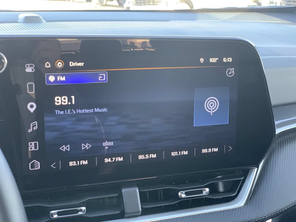 Certified 2026 Chevrolet Equinox LT FWD image 10