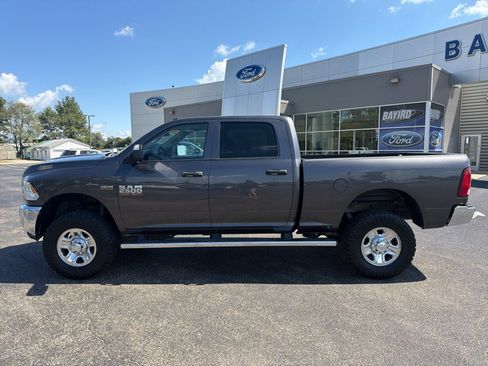 Used 2018 RAM 2500 Tradesman w/ Chrome Appearance Group AWD/4WD image 9