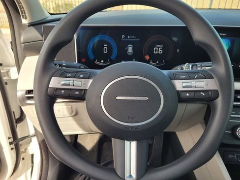 New 2026 Hyundai Tucson SE image 19