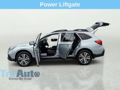 Used 2019 Subaru Outback 2.5i Limited AWD/4WD image 14