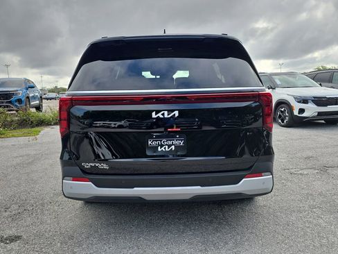 New 2026 Kia Carnival EX FWD image 7
