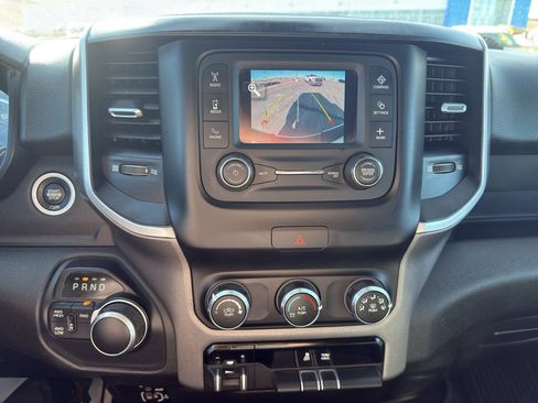 Used 2021 RAM 2500 Big Horn image 19