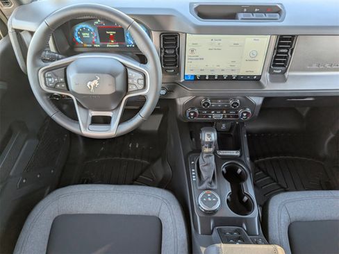 New 2025 Ford Bronco Big Bend image 6