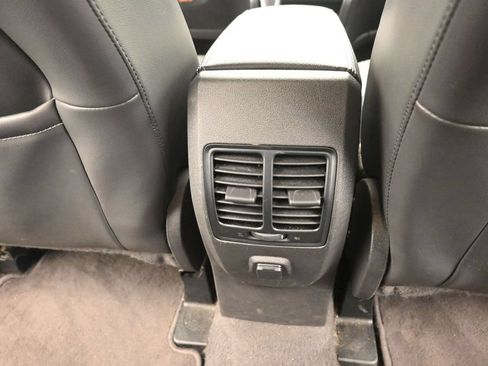 Used 2019 Ford Escape SEL FWD image 12