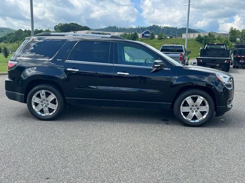 Used 2017 GMC Acadia Limited SLT AWD/4WD image 4