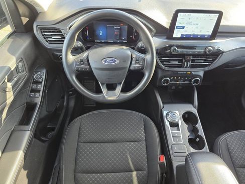 Used 2025 Ford Escape Active image 31