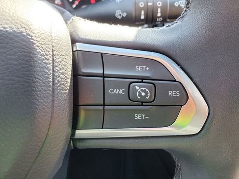 Certified 2024 Jeep Compass Latitude image 8