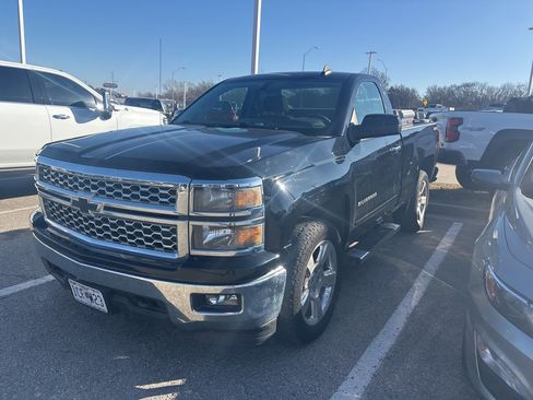 Used 2015 Chevrolet Silverado 1500 LT w/ LT Convenience Package image 2
