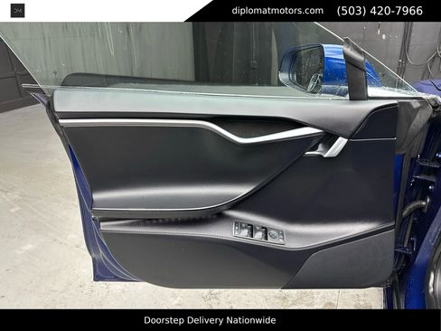 Used 2020 Tesla Model S Long Range image 25