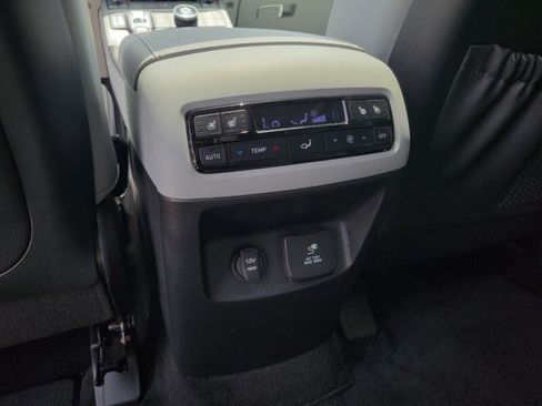 Used 2025 Hyundai Palisade SEL FWD image 28