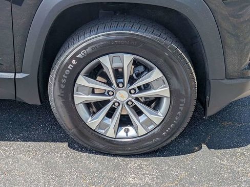 Used 2025 Chevrolet Equinox LT FWD image 10