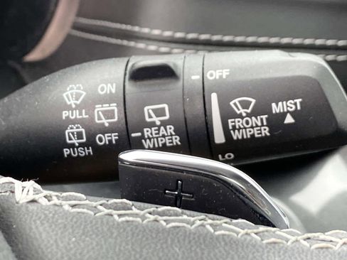 Used 2023 Jeep Grand Cherokee Altitude image 20