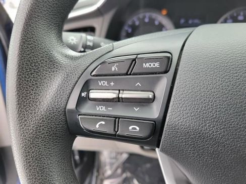 Used 2020 Hyundai Elantra SEL FWD image 19