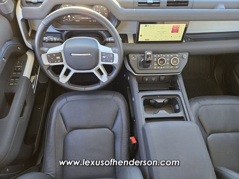 Used 2023 Land Rover Defender 110 SE image 14
